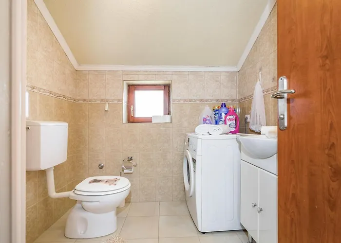 6 Bedroom In Vakantiehuis *