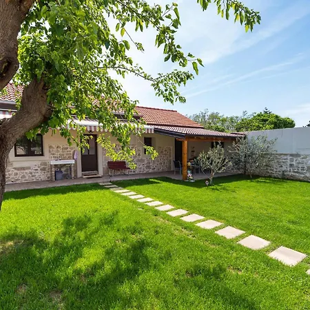 Ferienhaus Pet Friendly In With Kitchen *