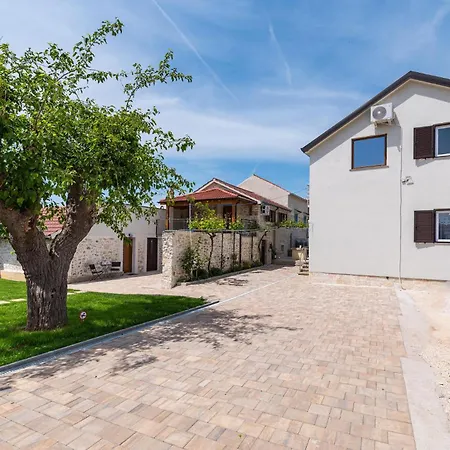 Pet Friendly In With Kitchen Ferienhaus *