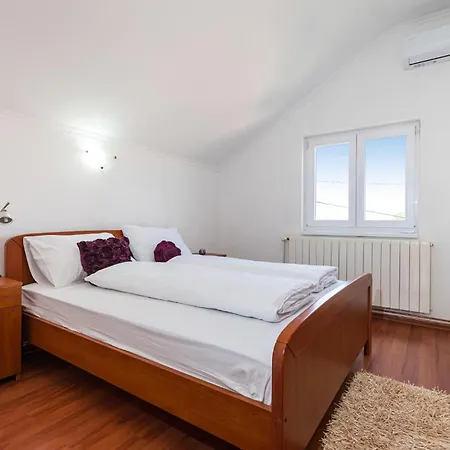 Pet Friendly In With Kitchen Ferienhaus Murvica (Policnik)